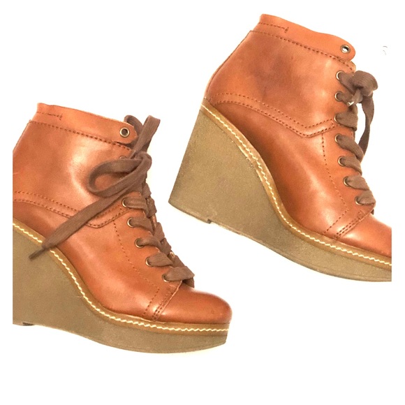 Nine West Shoes - sale today ‼️‼️👌VINTAGE NINEWEST WEDGE BOOTIE